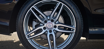 Mercedes E-Class – детальне фото 1