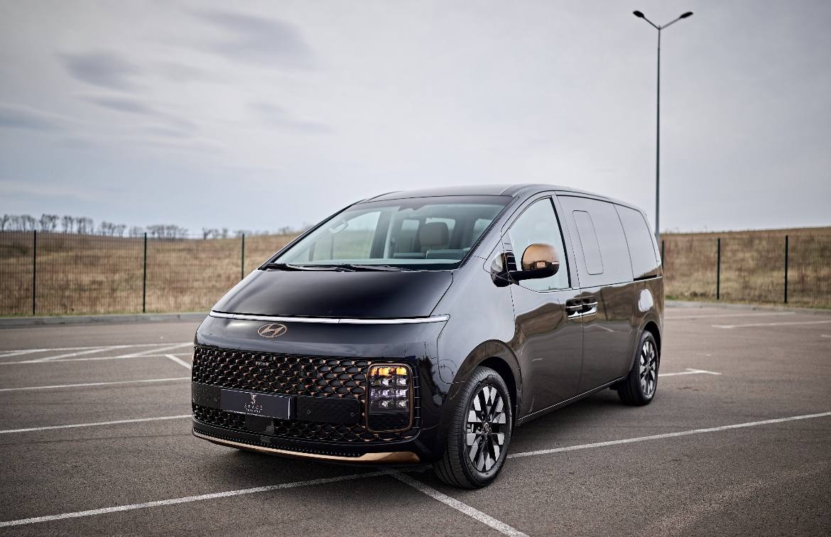 Hyundai Staria (TOP BRONZE 4D) – фото 1