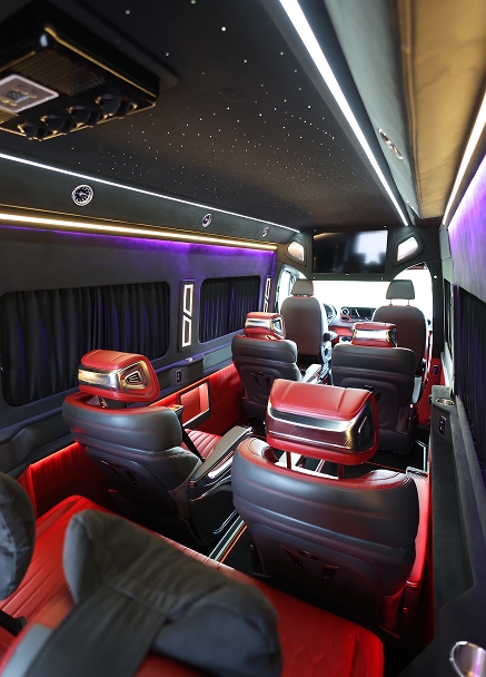 Mercedes Sprinter Long Red – детальне фото 3