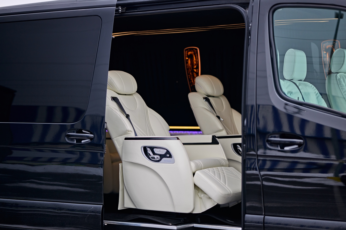 Mercedes Sprinter Maybach – фото 9