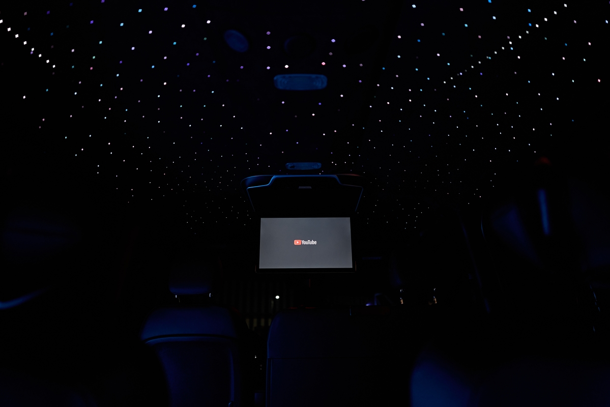 Mercedes Sprinter Brabus – фото 12